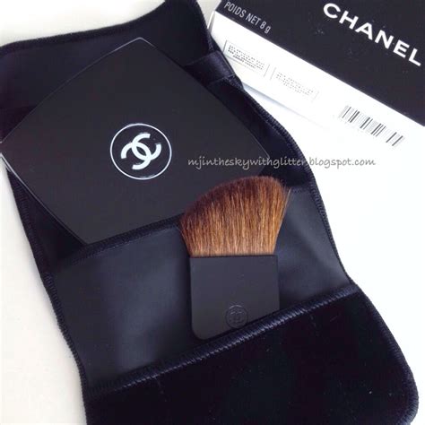 chanel camellia plumes highlighter